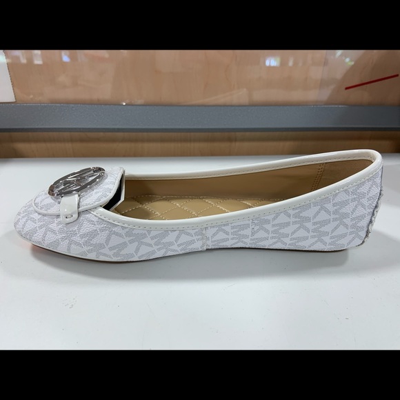 Michael Kors flats in white - Picture 11 of 14